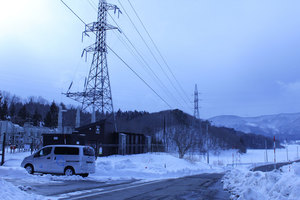ウィンドファーム　からの電力供給  Electricity supply from the Wind farm and NISSAN EV